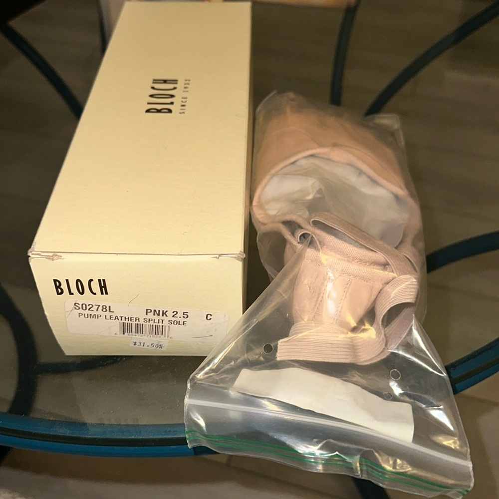 Women’s Leather Ballet Shoes